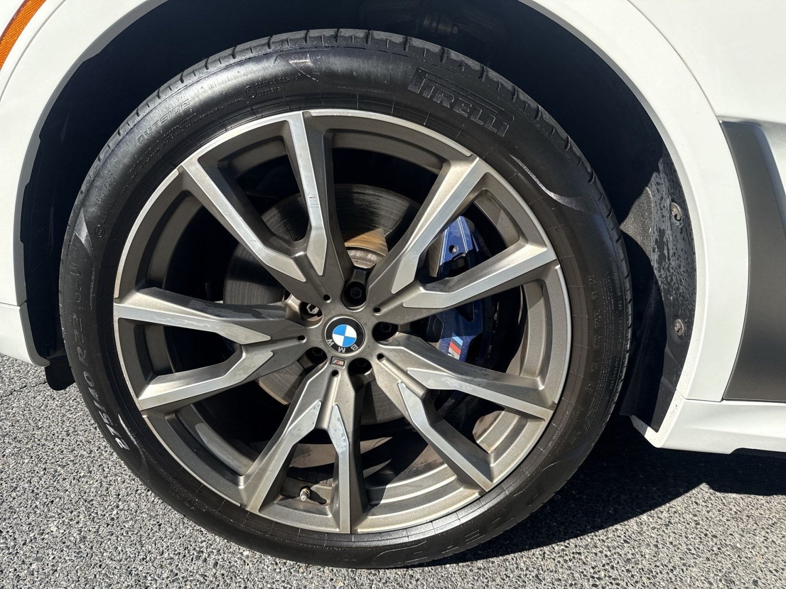 2022 BMW X7 M50i