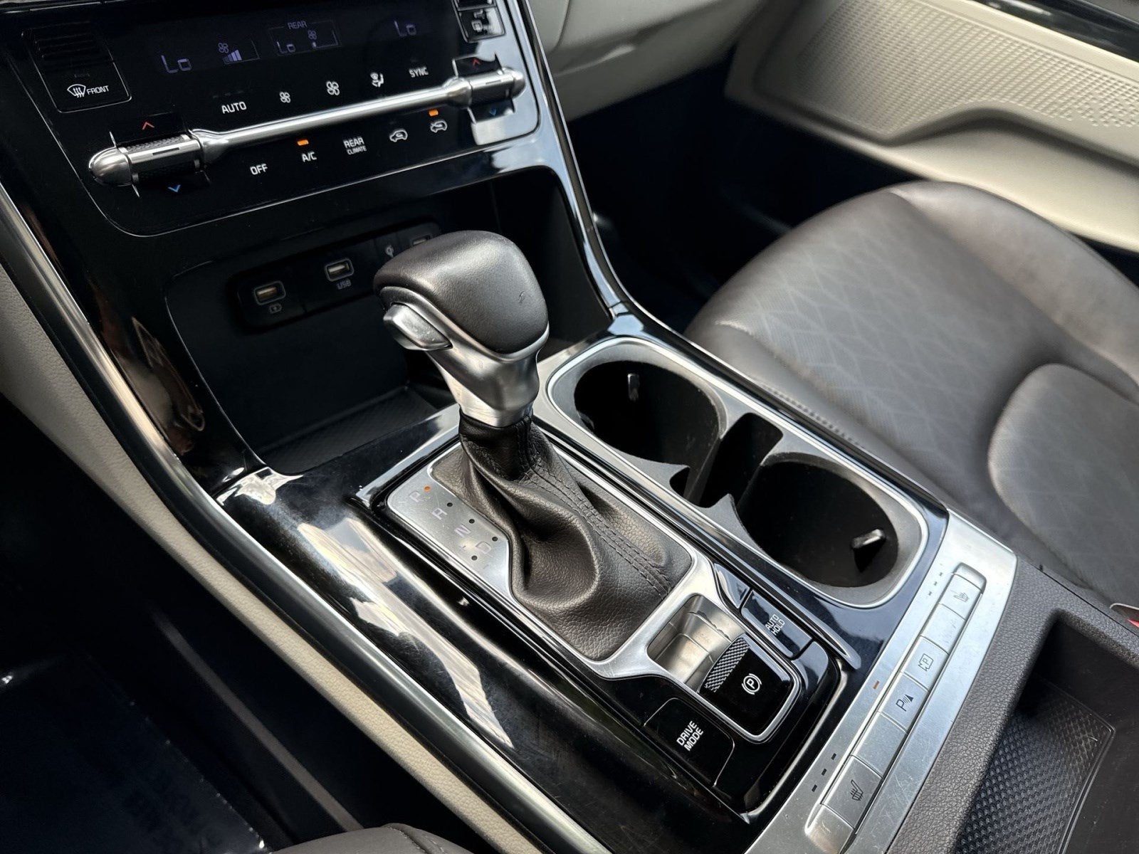 2022 Kia Carnival MPV EX
