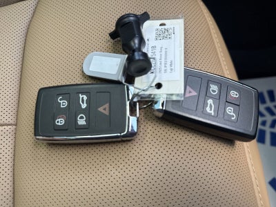 2025 Land Rover Range Rover Sport SE