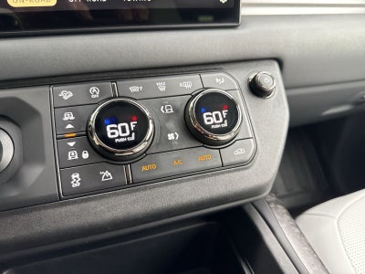 2025 Land Rover Defender OCTA