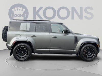 2025 Land Rover Defender OCTA