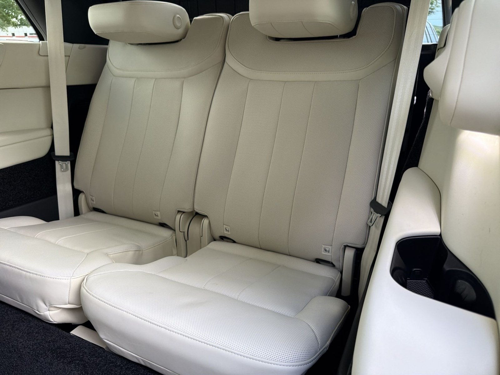 2026 Land Rover Range Rover P530 SE 7 Seat