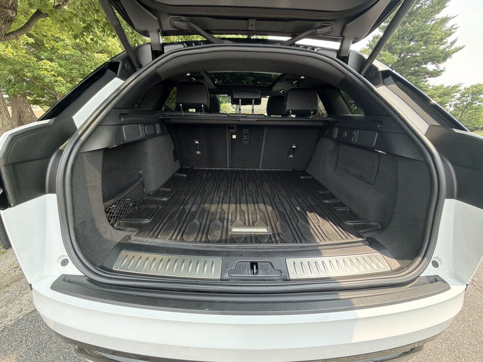 2023 Land Rover Range Rover Velar P340 R-Dynamic S MHEV