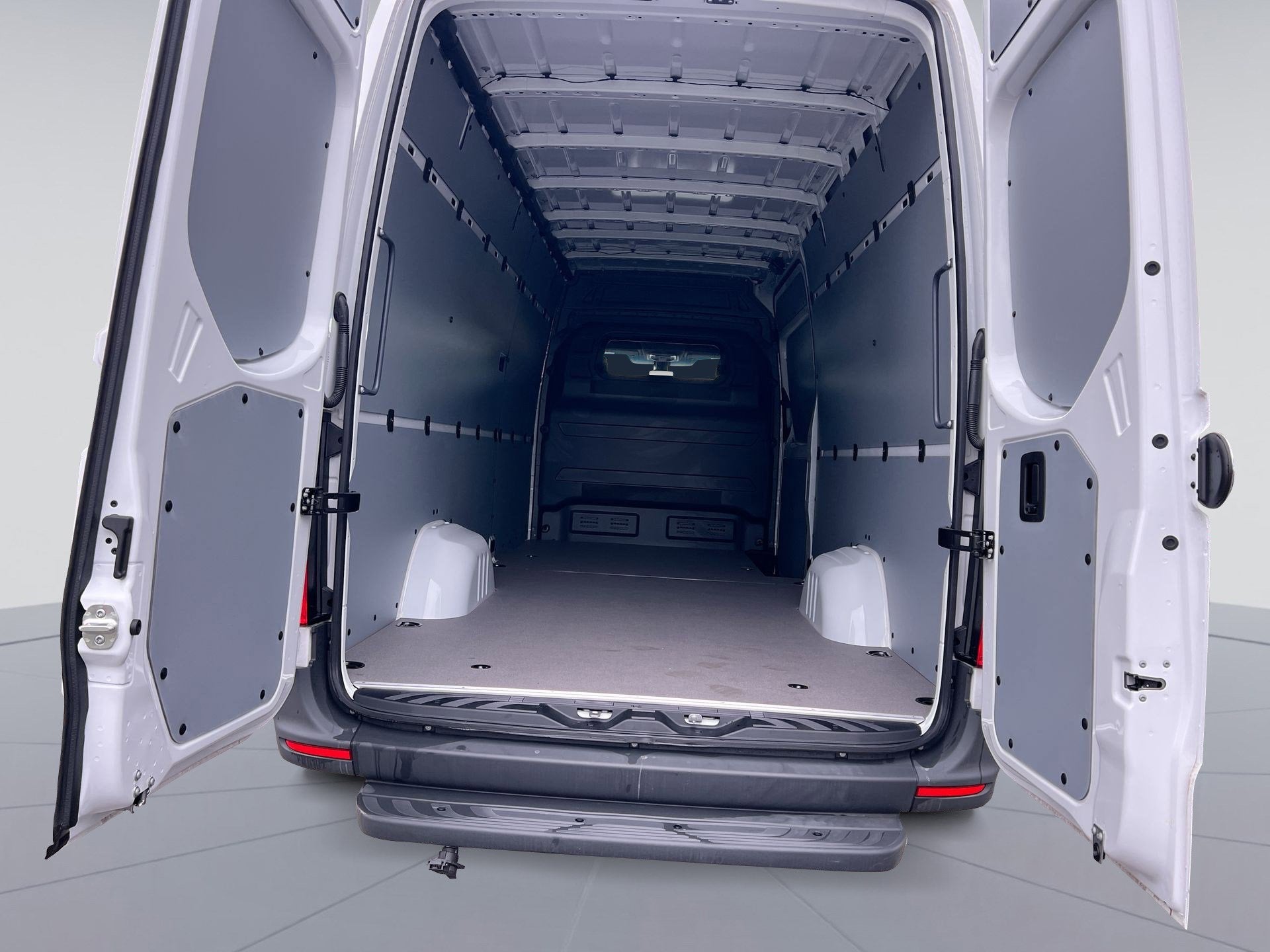 2024 Mercedes-Benz eSprinter Cargo Van High Roof