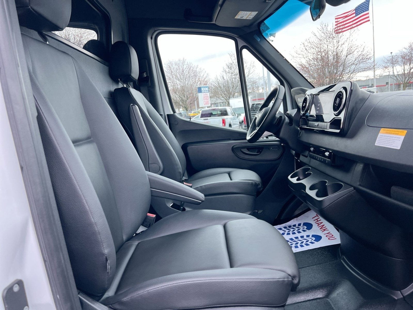 2024 Mercedes-Benz eSprinter Cargo Van High Roof