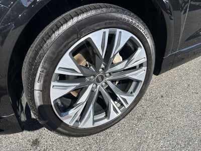 2025 Audi Q8 Premium Plus 55 TFSI quattro