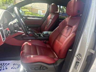 2022 Porsche Cayenne Cayenne Platinum Edition (MY22)