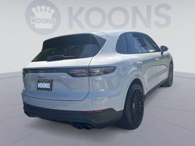 2022 Porsche Cayenne Cayenne Platinum Edition (MY22)