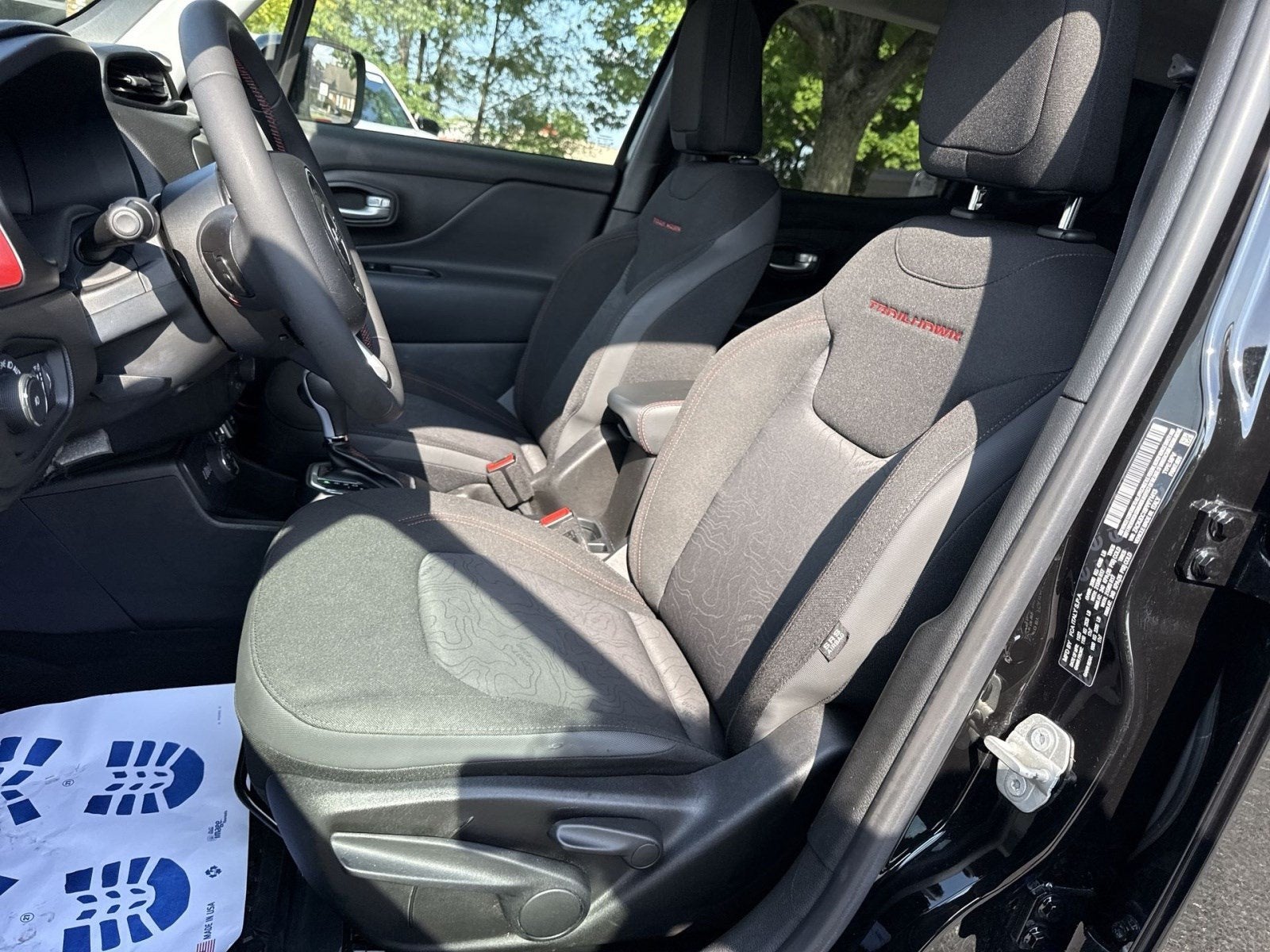 2023 Jeep Renegade Trailhawk
